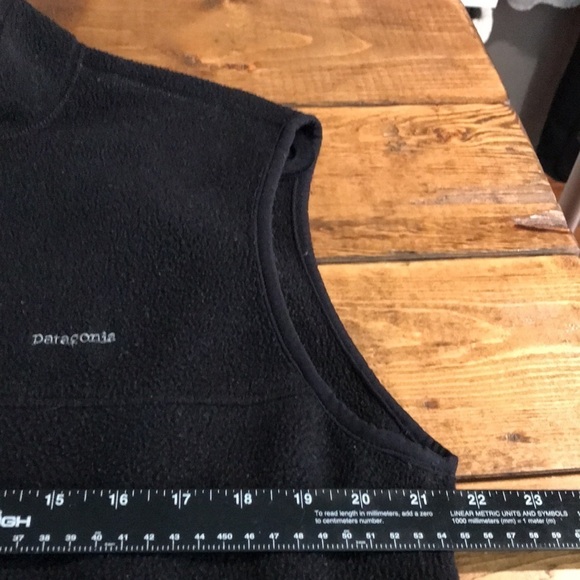 Patagonia Synchilla Vest - Picture 8 of 12